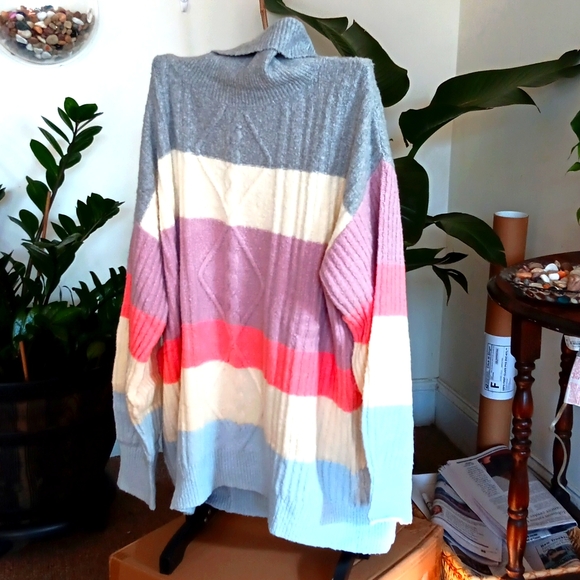 Ingrid & Isabel Sweater Large Maternity NWT - Picture 3 of 3